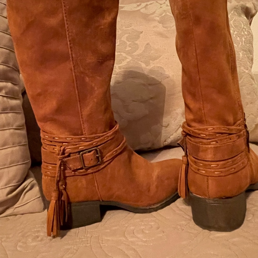 Steve Madden size 2 boots